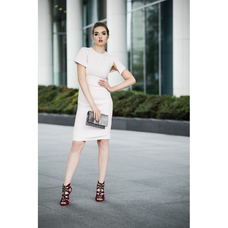 Kate knee length dress with cap sleeves in crépe